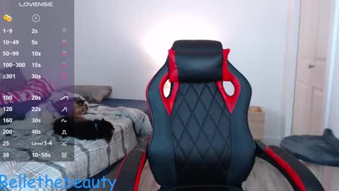 Belle online show from 02/02/26, 01:15