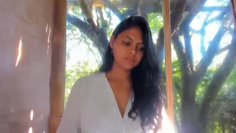 Snapshot of bellezacosmica chatting on 04/22/26, 01:23 bellezacosmica online show from 04/22/26, 01:23
