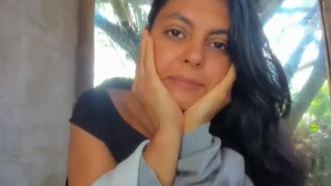 Snapshot of bellezacosmica chatting on 05/13/26, 02:25 bellezacosmica online show from 05/13/26, 02:25