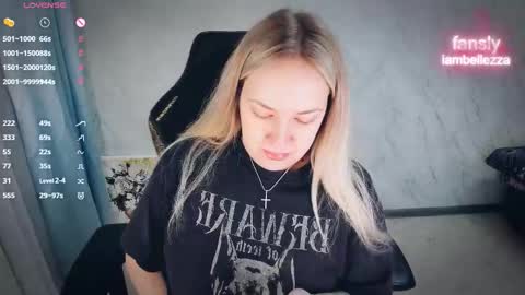 Your Annabelle Wolf  online show from 02/13/26, 03:30