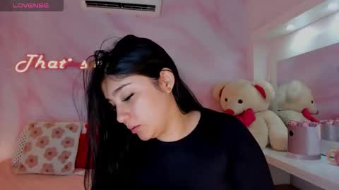 Snapshot of bellinda_21 chatting on 09/12/25, 05:24 Belinda online show from 09/12/25, 05:24