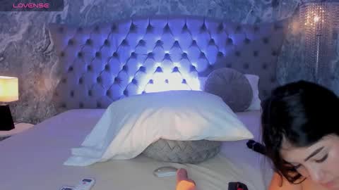 Snapshot of bellinda_21 chatting on 10/02/25, 07:10 Belinda online show from 10/02/25, 07:10