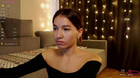 Snapshot of bellla_haddid chatting on 05/06/26, 03:24 Bella online show from 05/06/26, 03:24