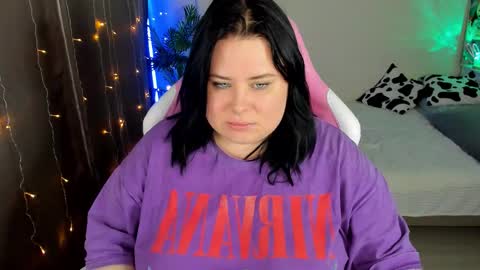 LinaBoo online show from 10/29/25, 05:58