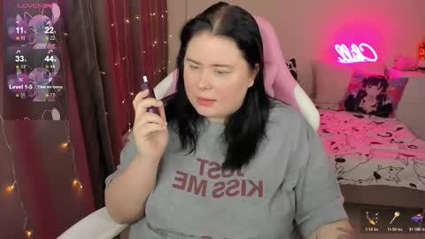 LinaBoo online show from 02/08/26, 05:55