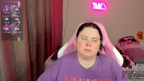 LinaBoo online show from 03/07/26, 08:55