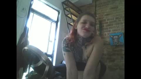 Snapshot of bellybuttonbb chatting on 09/26/25, 12:09 Bellybuttonbb online show from 09/26/25, 12:09