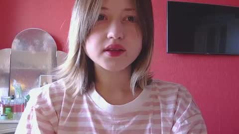Snapshot of belovedmary chatting on 04/25/26, 10:51 belovedmary online show from 04/25/26, 10:51