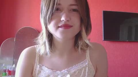 Snapshot of belovedmary chatting on 05/18/26, 05:35 belovedmary online show from 05/18/26, 05:35