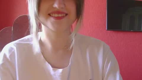 Snapshot of belovedmary chatting on 05/23/26, 07:13 belovedmary online show from 05/23/26, 07:13