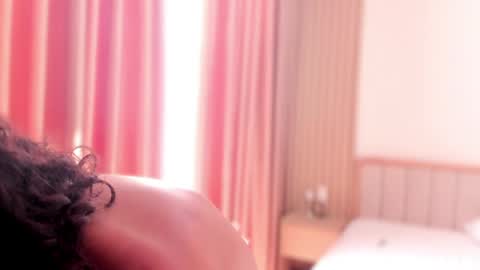 A girl from your  dreams online show from 06/04/26, 11:11