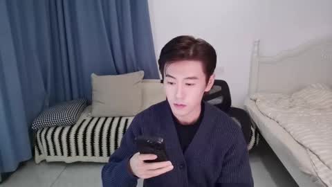 Snapshot of ben705676 chatting on 11/14/25, 02:27 Ben online show from 11/14/25, 02:27