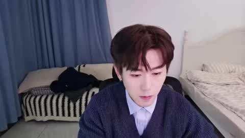 Snapshot of ben705676 chatting on 01/15/26, 02:43 Ben online show from 01/15/26, 02:43