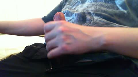 Snapshot of benafleck1 chatting on 01/18/25, 07:28 benafleck1 online show from 01/18/25, 07:28