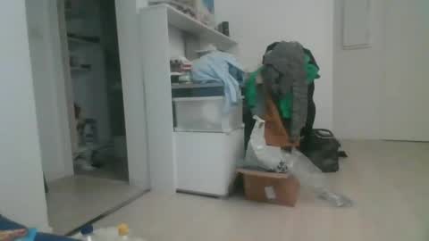 Snapshot of benbare13 chatting on 12/09/24, 07:50 benbare13 online show from 12/09/24, 07:50