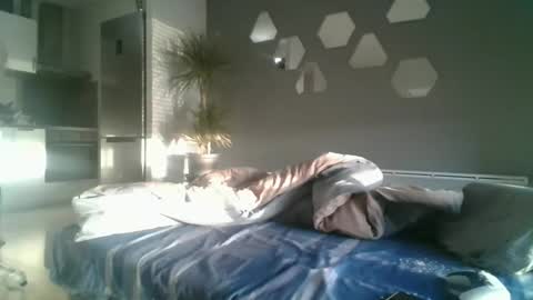 Snapshot of benbare13 chatting on 01/02/25, 03:40 benbare13 online show from 01/02/25, 03:40