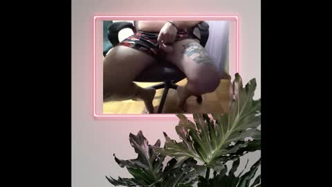 Snapshot of benchuuk chatting on 02/05/26, 07:02 Mr. Bcum online show from 02/05/26, 07:02