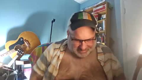 Snapshot of bendavewill chatting on 11/30/25, 12:47 Bendavewill online show from 11/30/25, 12:47