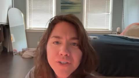 Snapshot of bendlikebecks chatting on 06/19/26, 02:32 bendlikebecks online show from 06/19/26, 02:32