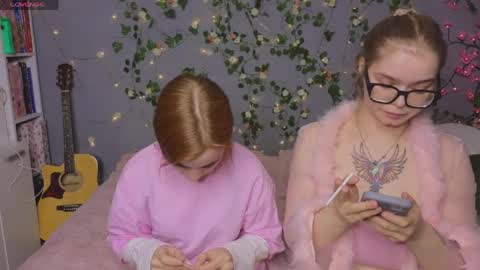 KENDALL  NATHAN online show from 04/22/26, 05:14