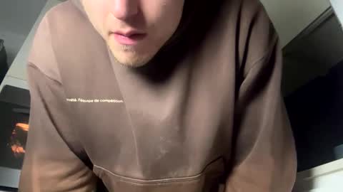 benicio03 online show from 06/08/26, 01:39