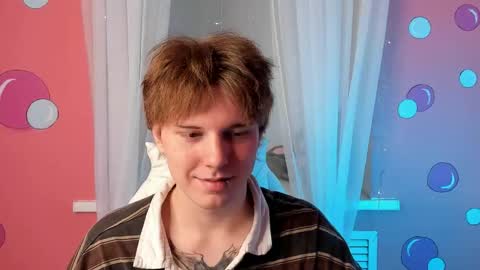 Snapshot of benjamin_harris chatting on 05/26/26, 03:19 Benjamin online show from 05/26/26, 03:19