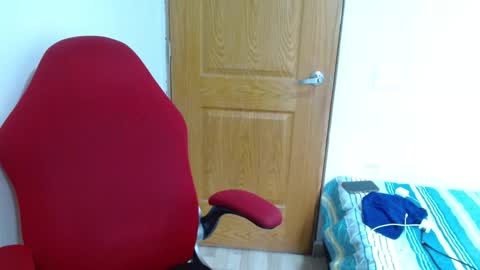 Snapshot of benjamin_isaac chatting on 09/25/25, 12:31 benjamin_isaac online show from 09/25/25, 12:31