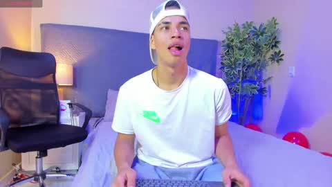 BENJAMIN online show from 02/18/25, 01:21