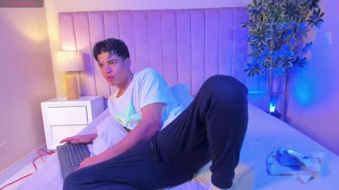 BENJAMIN online show from 02/25/25, 07:20