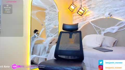 BENJAMIN online show from 10/29/25, 01:35