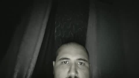Snapshot of benjaminflikesbbws chatting on 06/23/26, 03:26 benjaminflikesbbws online show from 06/23/26, 03:26