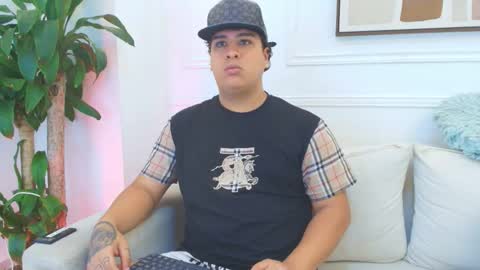 bennett_alejoo online show from 12/15/25, 07:18