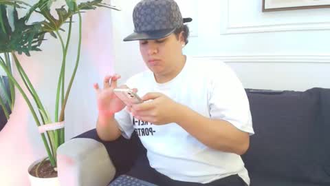 bennett_alejoo online show from 12/20/25, 06:59