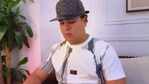 bennett_alejoo online show from 03/24/26, 06:46