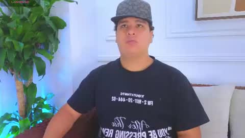 Snapshot of bennett_alejoo chatting on 07/21/26, 06:43 bennett_alejoo online show from 07/21/26, 06:43