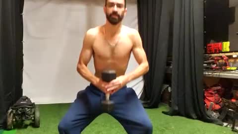 benny_boy95 online show from 10/09/25, 02:26