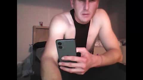 Snapshot of bennyc04041987 chatting on 12/29/24, 10:01 BennyC online show from 12/29/24, 10:01