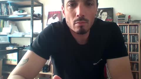 BennyHola online show from 05/18/26, 01:28