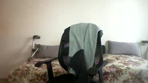 bentish online show from 12/31/24, 01:41