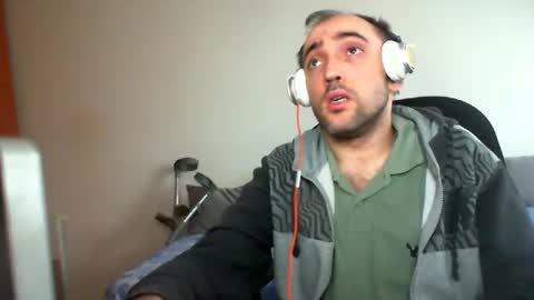 bentish online show from 02/05/25, 10:41