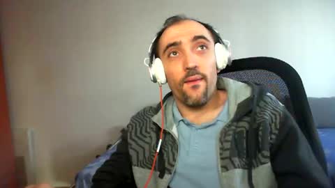 bentish online show from 02/15/25, 02:44