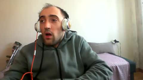 bentish online show from 02/04/26, 08:09