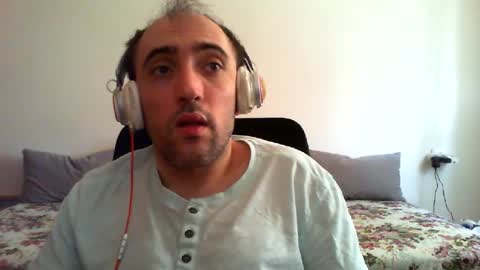 Snapshot of bentish chatting on 07/07/26, 07:23 bentish online show from 07/07/26, 07:23