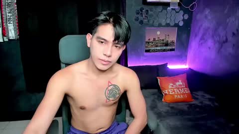 Snapshot of bentlyfuck chatting on 12/13/24, 11:06 bentlyfuck online show from 12/13/24, 11:06