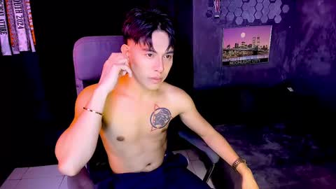 Snapshot of bentlyfuck chatting on 12/27/24, 04:32 bentlyfuck online show from 12/27/24, 04:32