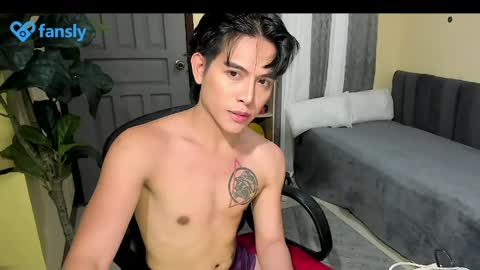 Snapshot of bentlyfuck chatting on 05/01/26, 11:42 bentlyfuck online show from 05/01/26, 11:42