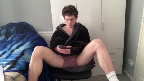 Snapshot of benwardle123 chatting on 03/12/25, 07:57 READ MY BIO ---  --- READ MY BIO online show from 03/12/25, 07:57