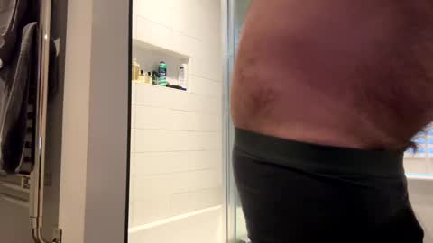 Snapshot of benz10001 chatting on 12/05/24, 12:44 benz10001 online show from 12/05/24, 12:44