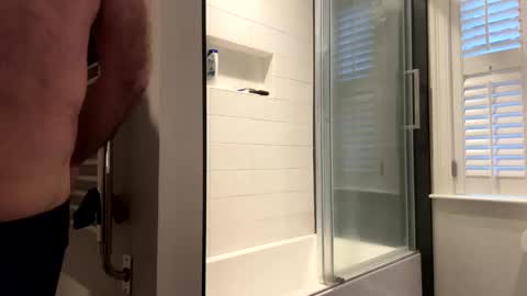 Snapshot of benz10001 chatting on 01/09/25, 12:41 benz10001 online show from 01/09/25, 12:41