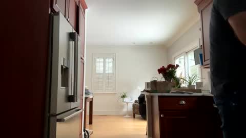 benz10001 online show from 02/16/25, 02:54